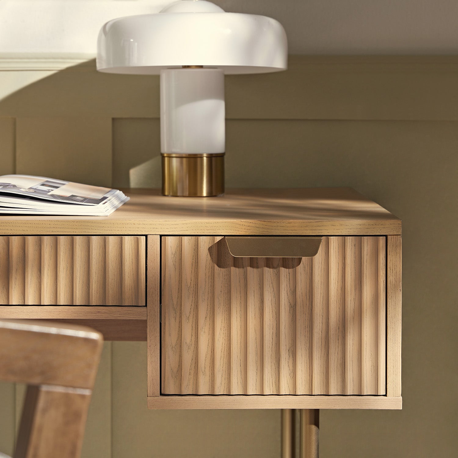 Richmond Ridged Dressing Table, Light Ash - Image 6
