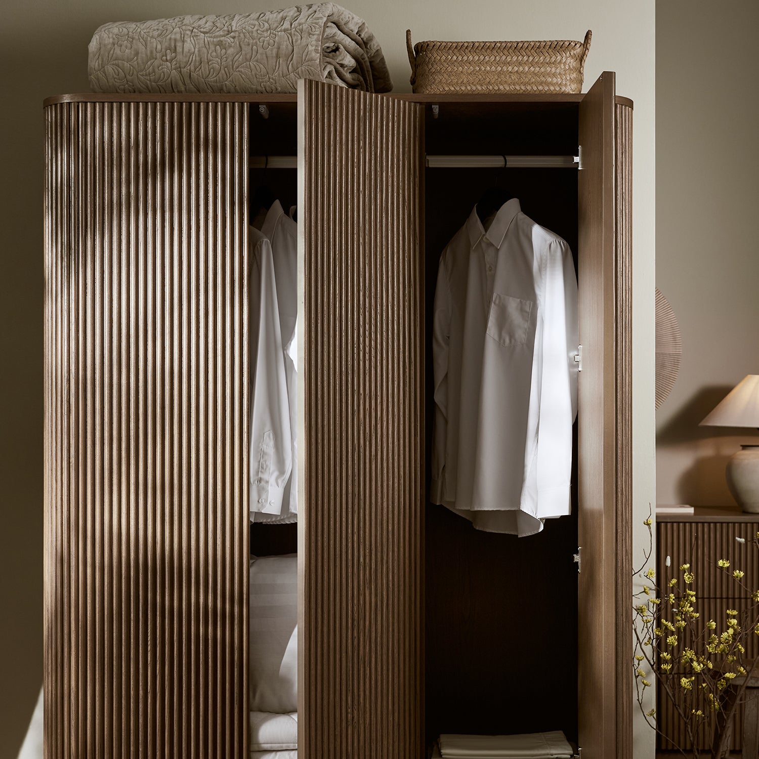 Maru Triple Wardrobe, Silver Oak - Image 4