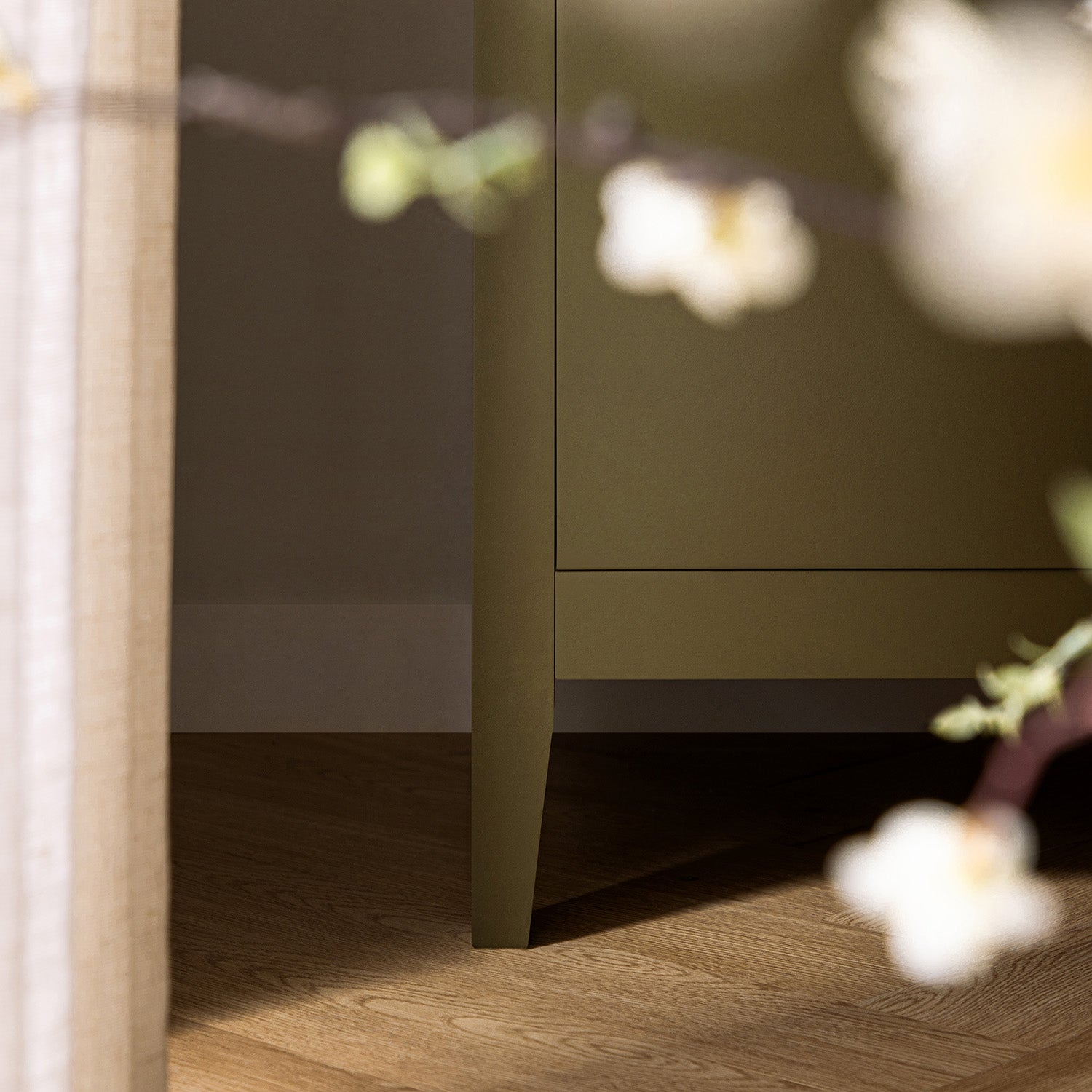 Oakham Triple Wardrobe, Olive Grove - Image 6