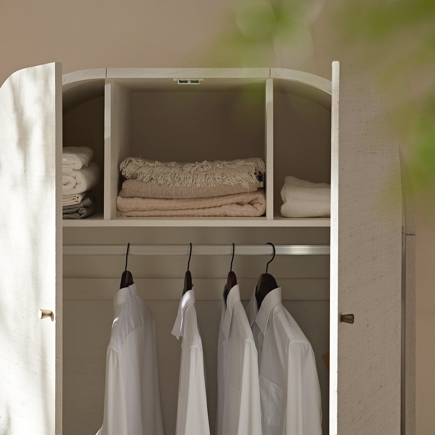 Maude Double Wardrobe, Washed White Ash with Raffia - Image 6